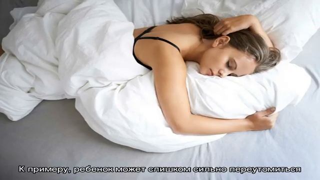 Почему младенцы улыбаются во сне