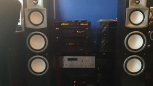 Yamaha NS-9502