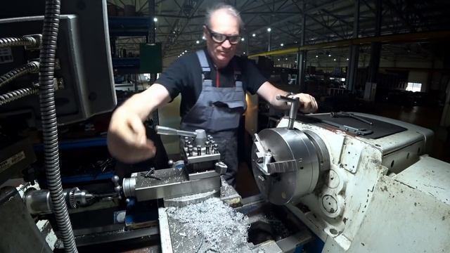 Простейшая струбцина для лампы. Новости про Алиэкспресс. смотреть онлайн