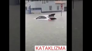 ?Наводнение на улицах Жуан-Песоа, Параиба, Бразилия ??#kataklizma #катаклизмы #shorts #flood