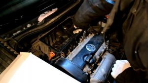 Замена воздушного фильтра на Volkswagen POLO хэтчбек 1.4 6R.