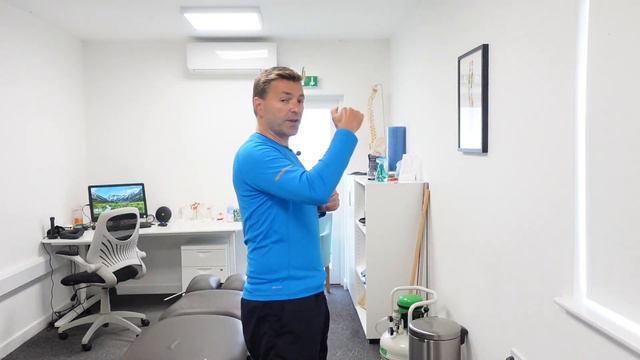 Easy and Simple Exercises for the Best Posture for Children смотреть онлайн