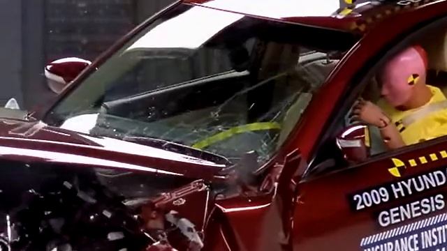 Hyundai Genesis crash test moderate смотреть онлайн