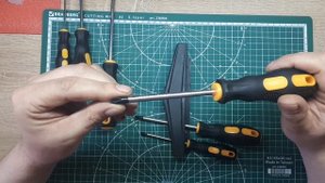 Набор отверток с эргономичными рукоятками DEKO SS06