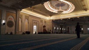 Азан в мечети Хезрати Имам. Хазрати Имом масжидида азон овози. Azan in the Hezrati Imam mosque.