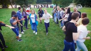 МОЛОДЕЖНЫЙ ФЛЕШМОБ НА АРТ-ФЕСТИВАЛЕ "ВРЕМЯ МОЛОДЫХ"