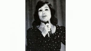 Әлфия Авзалова җырлый (1965)