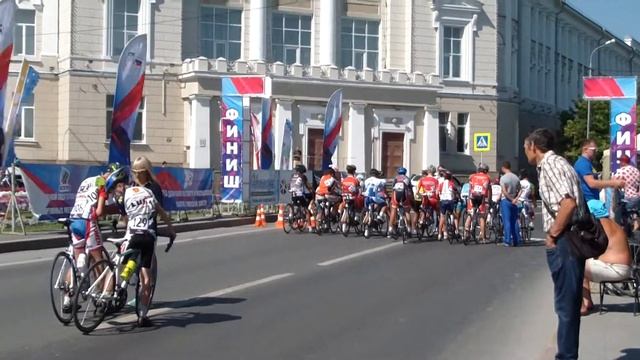 Велоспорт в Тюмени смотреть онлайн