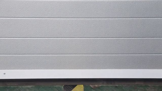 Промышленные секционные ворота смотреть онлайн