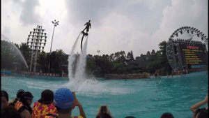 Аквапарк в Гуанчжоу. Guangzhou Chimelong Water Park. Головокружительное шоу на Флайбордах.