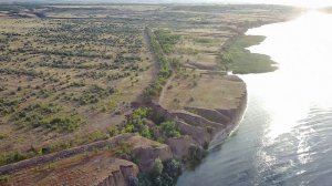 Утёс "Синее лбище" в Красноармейском районе Саратовской области. Вид сверху.