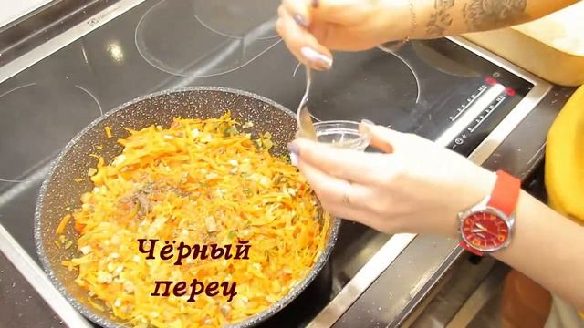 Горячие блюда. Курочка в духовке с картошкой. Филе курицы в духовке.