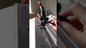 плиткорез Матрикс , убираем люфт каретки.