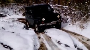 Нива и УАЗ по снегу и грязи