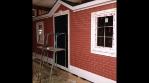 Мини дом "Британия Макси с гаражом" от компании Хеликс