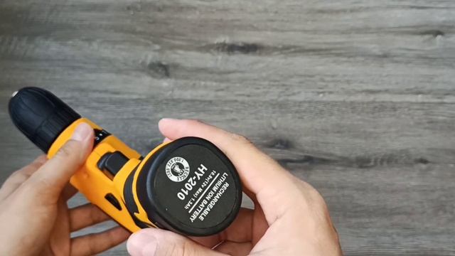 Шуруповерт за 15$ с AliExpress Abeden HY 2010 cordless drill смотреть онлайн