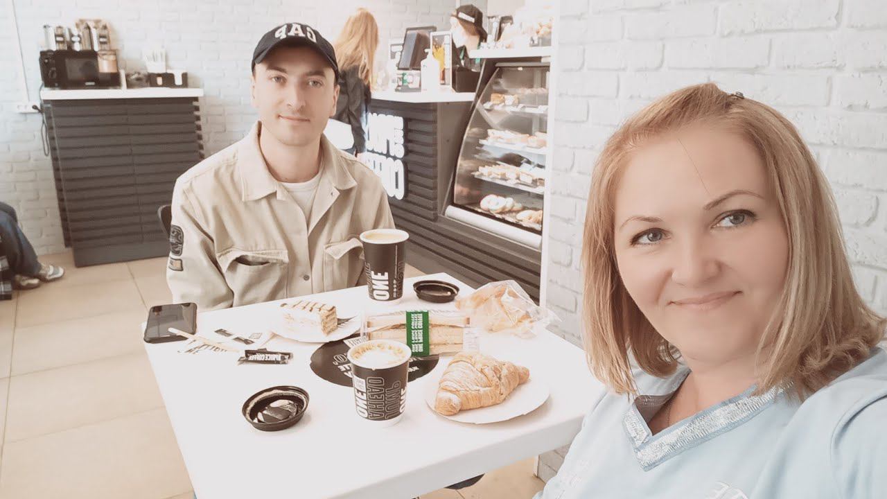 Москвичка в большом городе ютуб. Москвичка жизнь в большом городе канал дзен. Провинциальная москвичка. Москвичка жизнь в большом городе на дзене. Москвичка жизнь в большом.