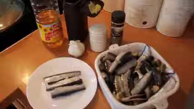 ЗАСОЛИЛА ЗА 3 Ч РЫБУ В МАСЛЕ ПОЛЕЗНО И ВКУСНО РЕЦЕПТ ЗАСОЛКИ РЫБЫ В МАСЛЕ смотреть онлайн