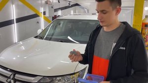 Оклейка антигравийной пленкой зон риска