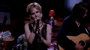 Jennifer Jason Leigh Sings Almost Blue