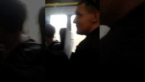 Бухой чувачок в автобусе!..