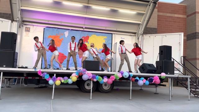 Vietnamese Boys at International Knights Festival (April 8, 2022) смотреть онлайн