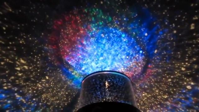 Ночник-проектор звездного неба "Star Master" смотреть онлайн