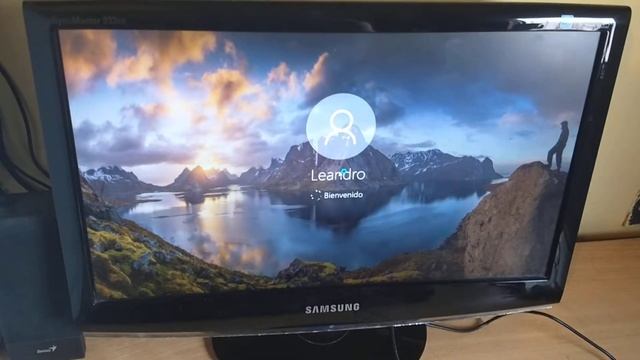 Monitor Samsung SyncMaster 933SN смотреть онлайн