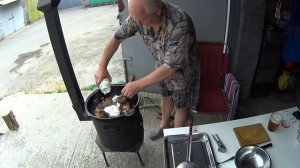 Такое ВКУСНОЕ МЯСО Мало Кто Пробовал, НУТРИЯ в КАЗАНЕ на Костре. Выпуск №647