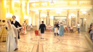 Котильон вальсом.