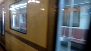 Метропоезд 81-725 Балтиец на станции Автово Посадки нет линия Ⓜ1?