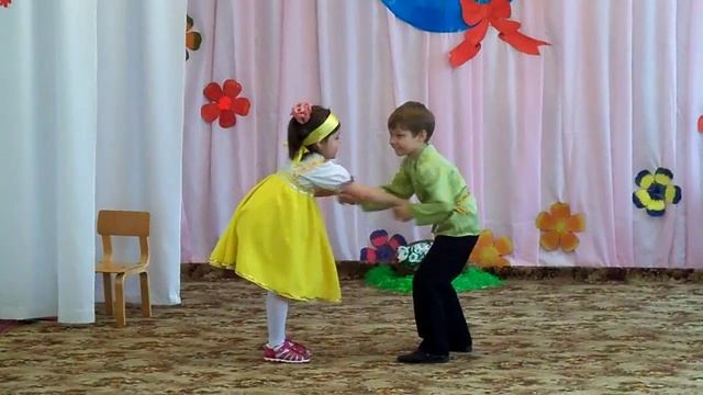 Утренник в детском саду в честь 8 марта. смотреть онлайн