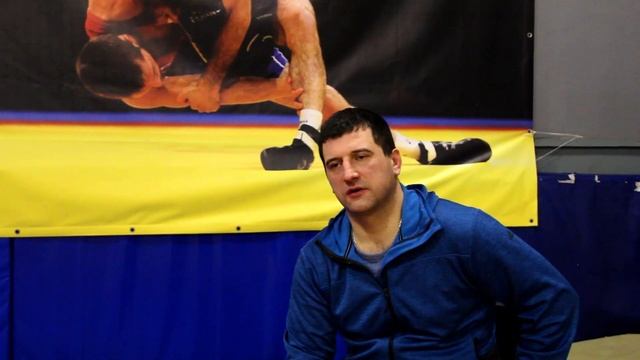 Зал греко-римской борьбы смотреть онлайн