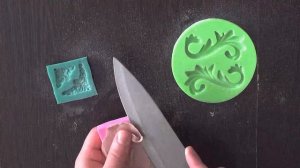 Торт "Коробка с цветами"?|Как покрыть ровно торт мастикой|Baker Moll