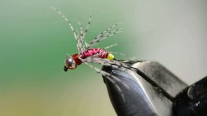 малинка мушка на хариуса