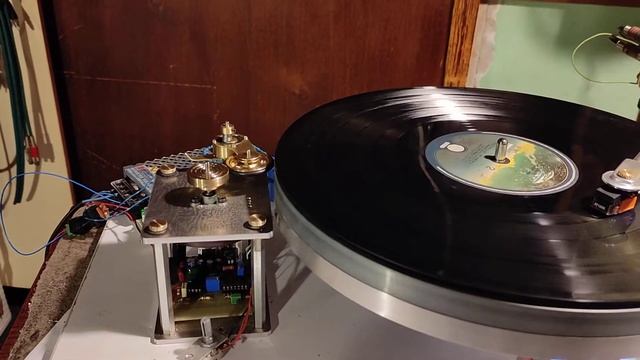 Самодельный проигрыватель с тонармом Шредера смотреть онлайн