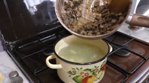 Как приготовить вкусный грибной суп из шампиньонов.