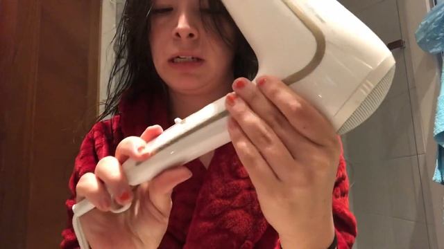 El mejor secador - Philips tecnología Thermo Protect HD8232 смотреть онлайн