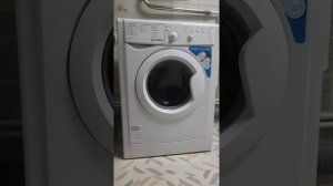 Демонстрация работы Indesit IWSB 5085. Полоскание и отжим.
