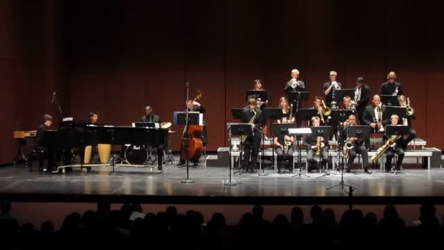 Street Music, AHS Jazz Band, 1-4-12 смотреть онлайн