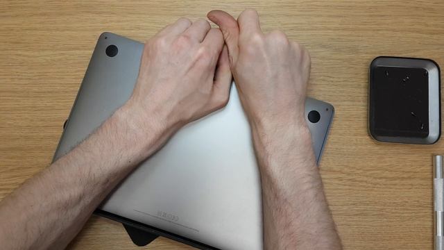 Apple MacBook Pro 13 inch A1708 detect trackpad problem. Need to replace wires смотреть онлайн