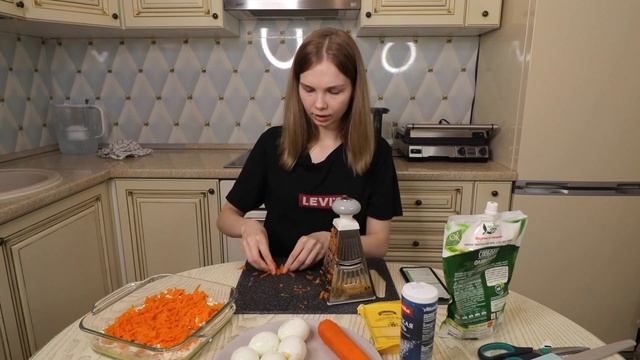 Нежнейший салат "МИМОЗА" / Пошаговый РЕЦЕПТ приготовления НОВОГОДНЕГО Слоеного Рыбного Салата