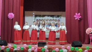 В ПОЛЯХ ШУМИТ ПШЕНИЦА ЗОЛОТАЯ , вокальный ансамбль "Смородина"