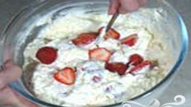 Творожник с клубникой