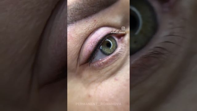 Растушеванные стрелочки и пудровые брови сразу после процедуры ✨ ПОДПИШИСЬ ?? смотреть онлайн