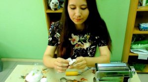 1 урок. Как и чем покрасить холодный фарфор?
