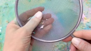 ASMR baking soda crunchy colored pills crumble