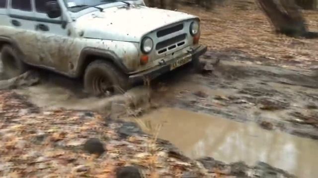 НИВА vs УАЗ в Грязи [Off-Road 4x4] смотреть онлайн