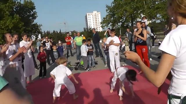 Капоэйра - В парке победы (май 2014) смотреть онлайн