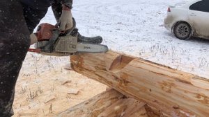 Рубка сруба (выпиливание черновой чашки)